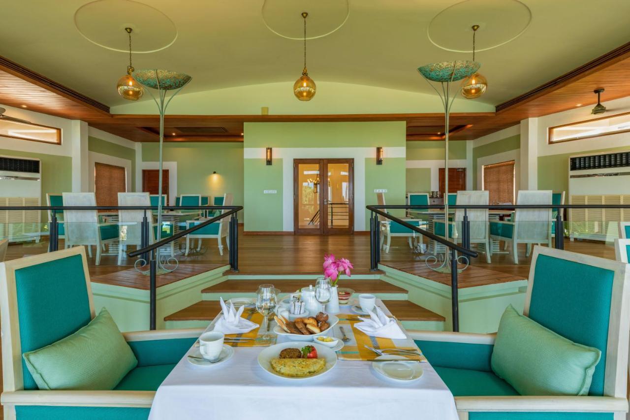 Serene Pavilions Вадува Екстериор снимка